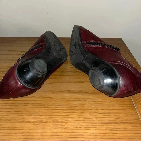 Caprice slip on clogs - Picture 4 of 6